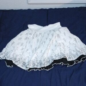 Joe Benbasset White and Black Floral A-Line Skirt